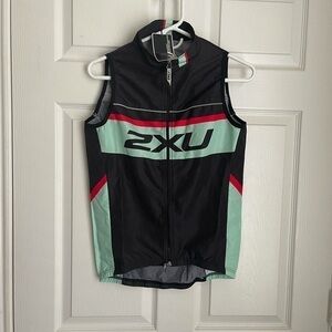 NWT 2XU unisex custom cycling gillet